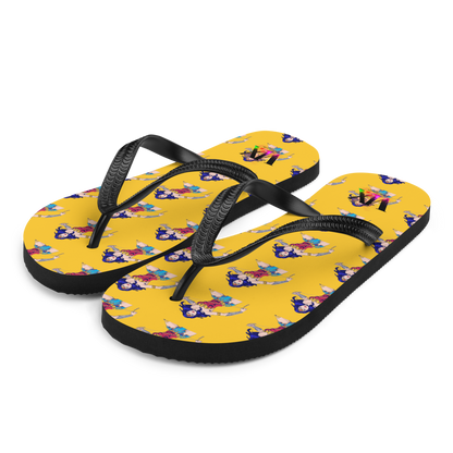 Chanclas Mujer Maravilla sobre fondo amarillo